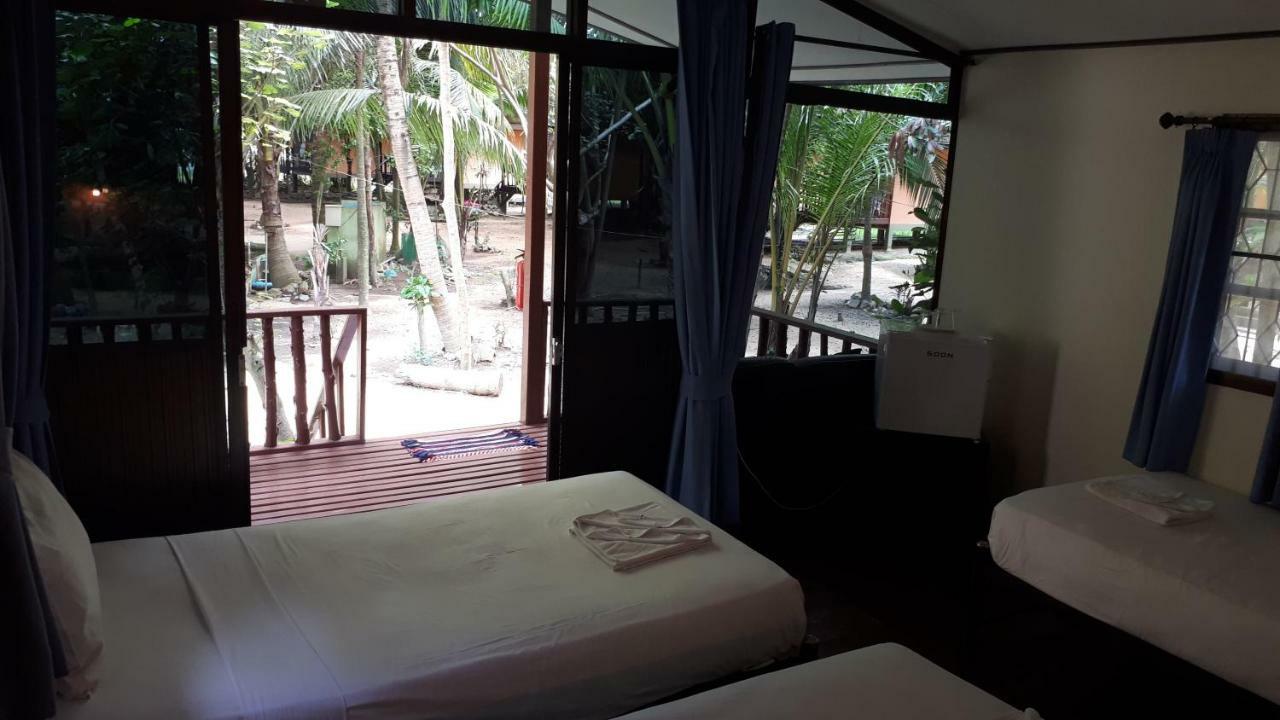 Moonhut